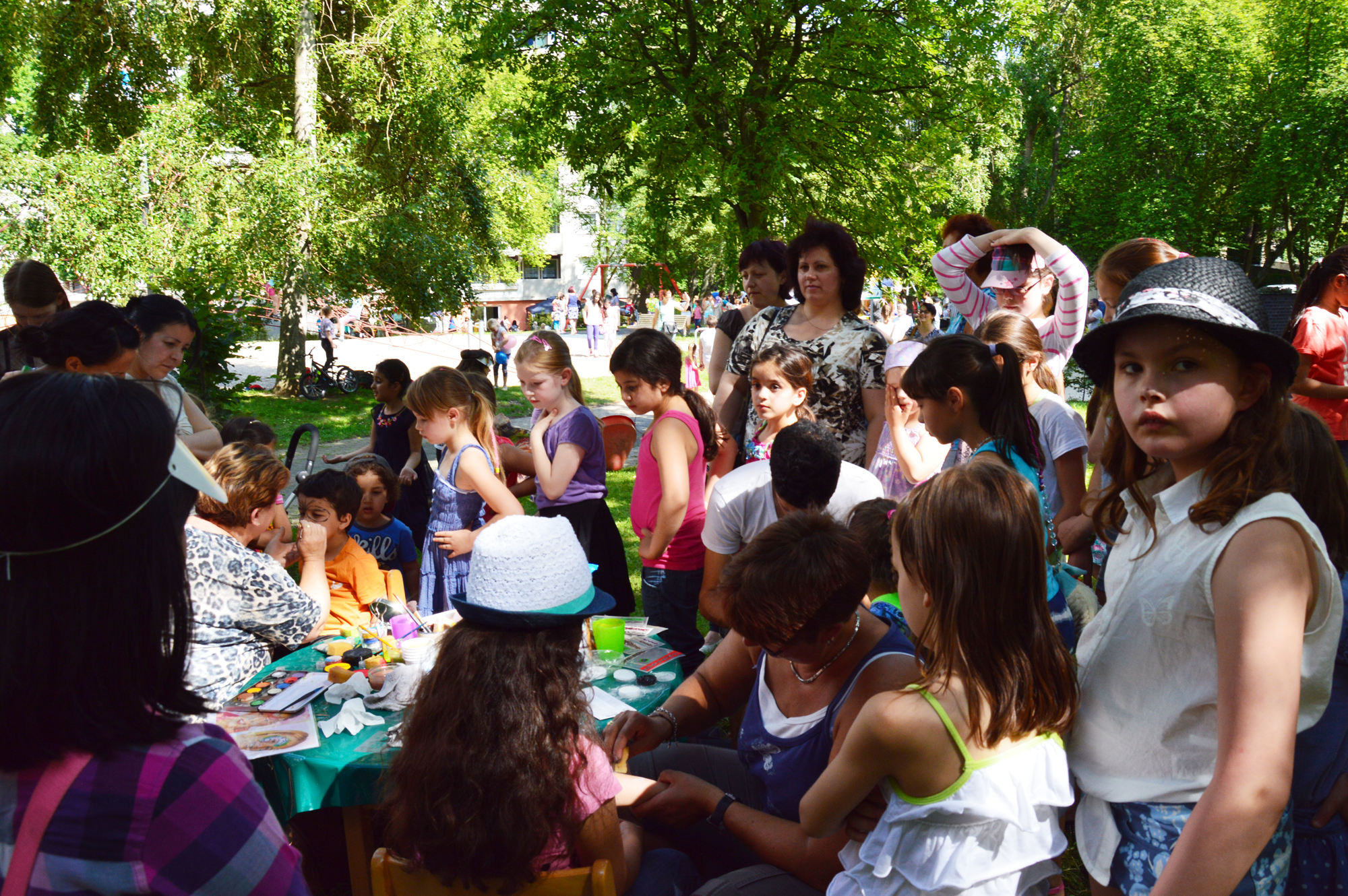 18. Juli, Nachbarschaftsfest Brückenhof