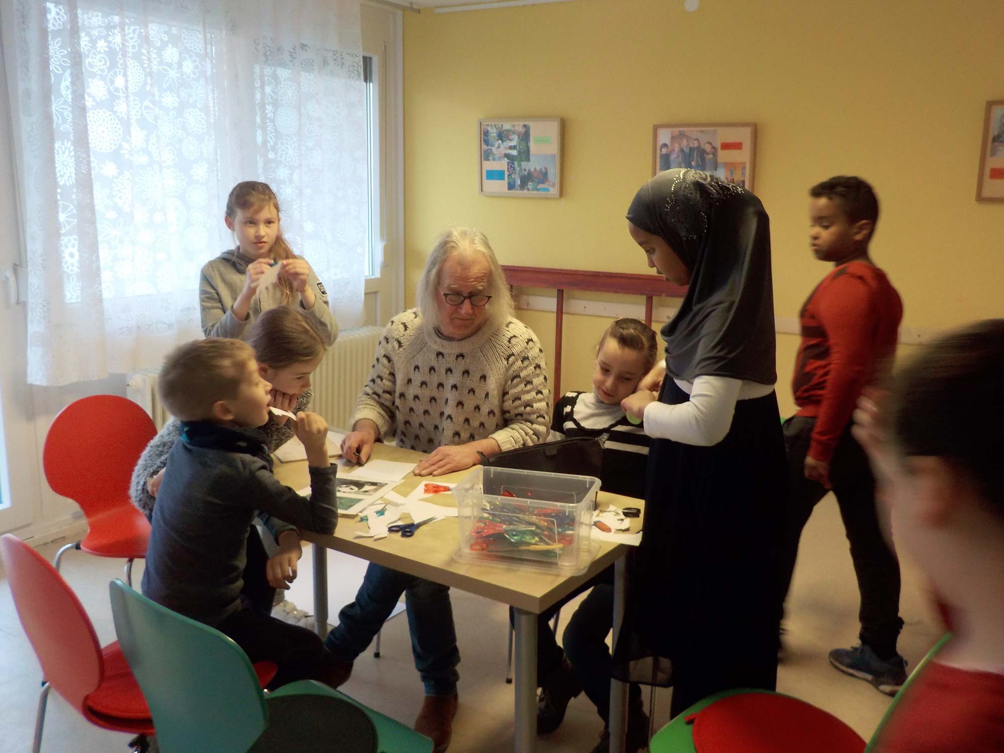 Schattentheater-Workshop mit Albert Völkl in den Osterferien